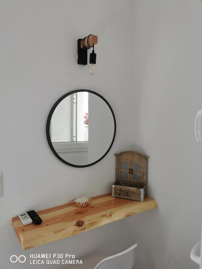 View Rooms Piso Livadi Exterior foto